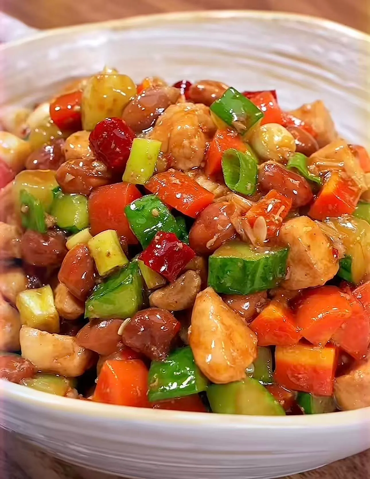 52.POLLO PICANTE/辣子鸡