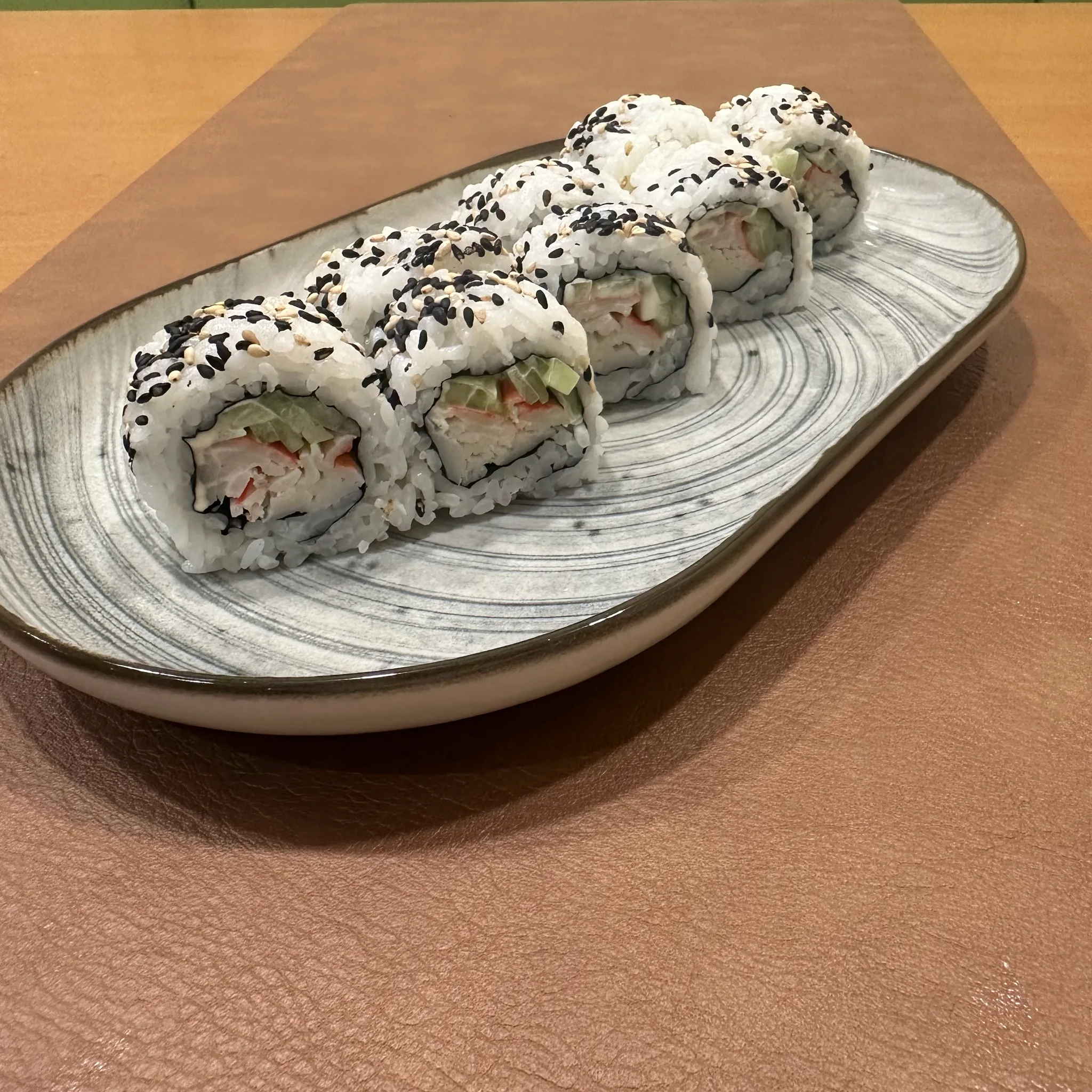 120.URAMAKI CALIFORNIA