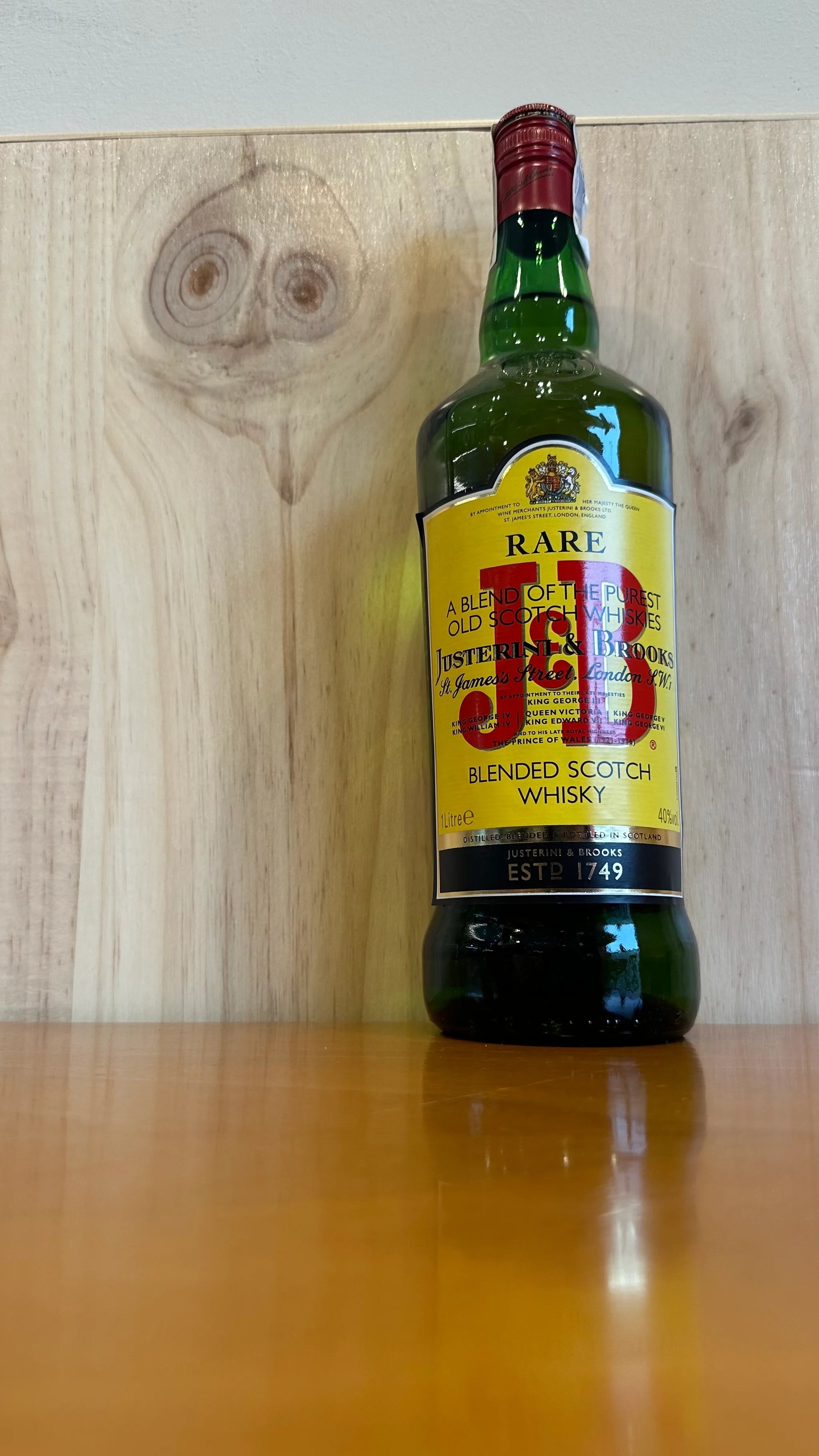 Whisky J&B
