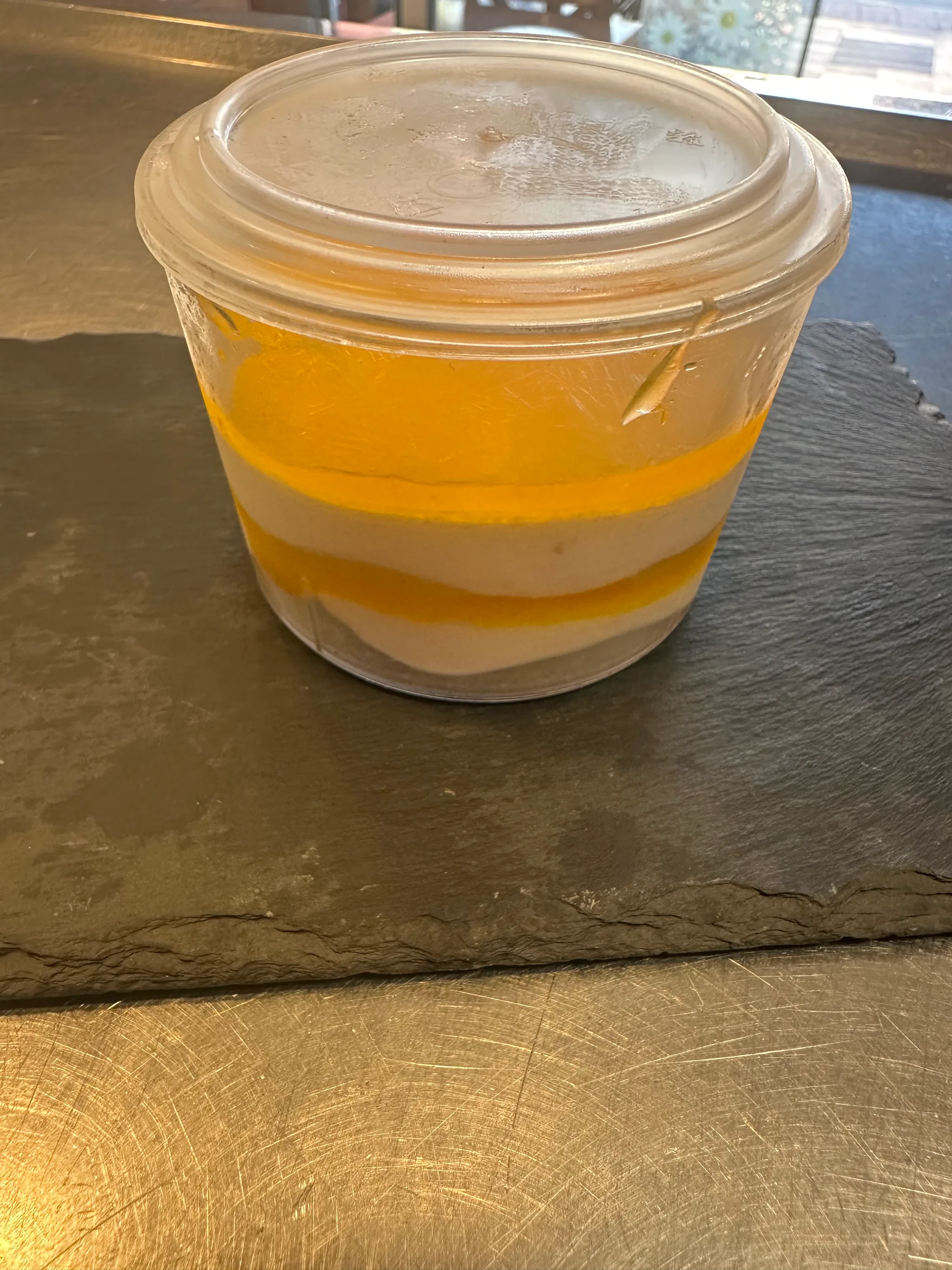 Tropical mango maracuyá