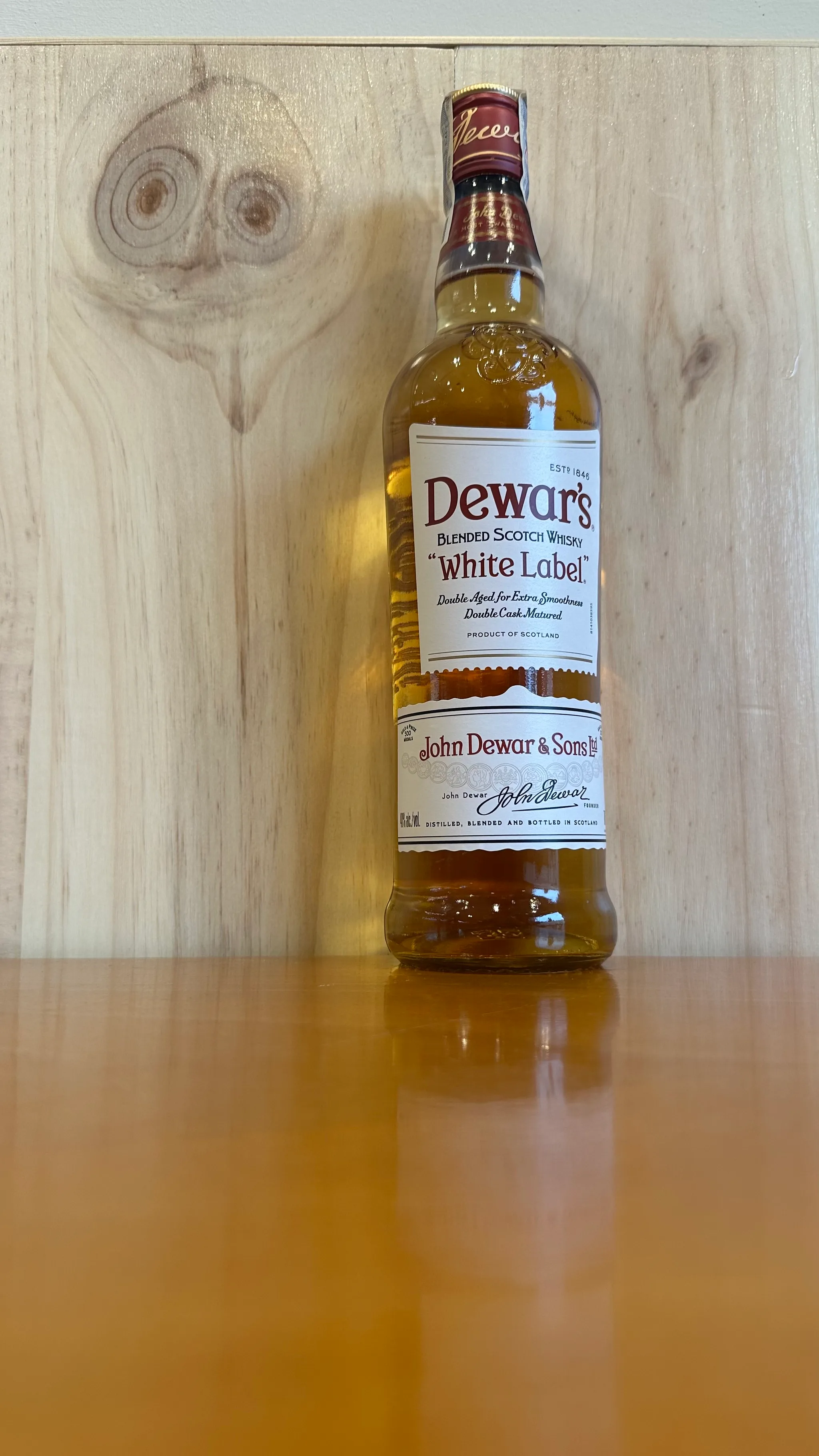 Whisky Dewar's W.label