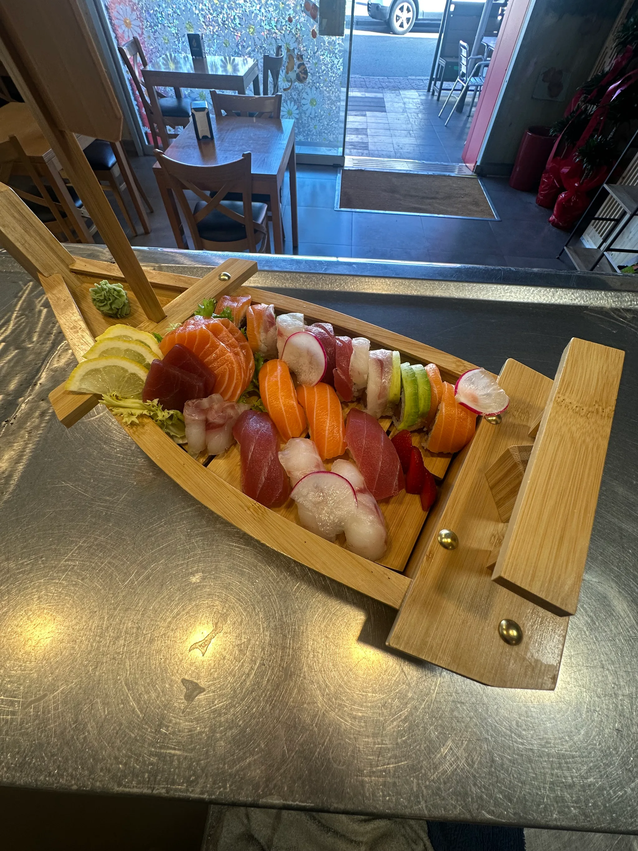 152.SUSHI SASHIMI/19PZ