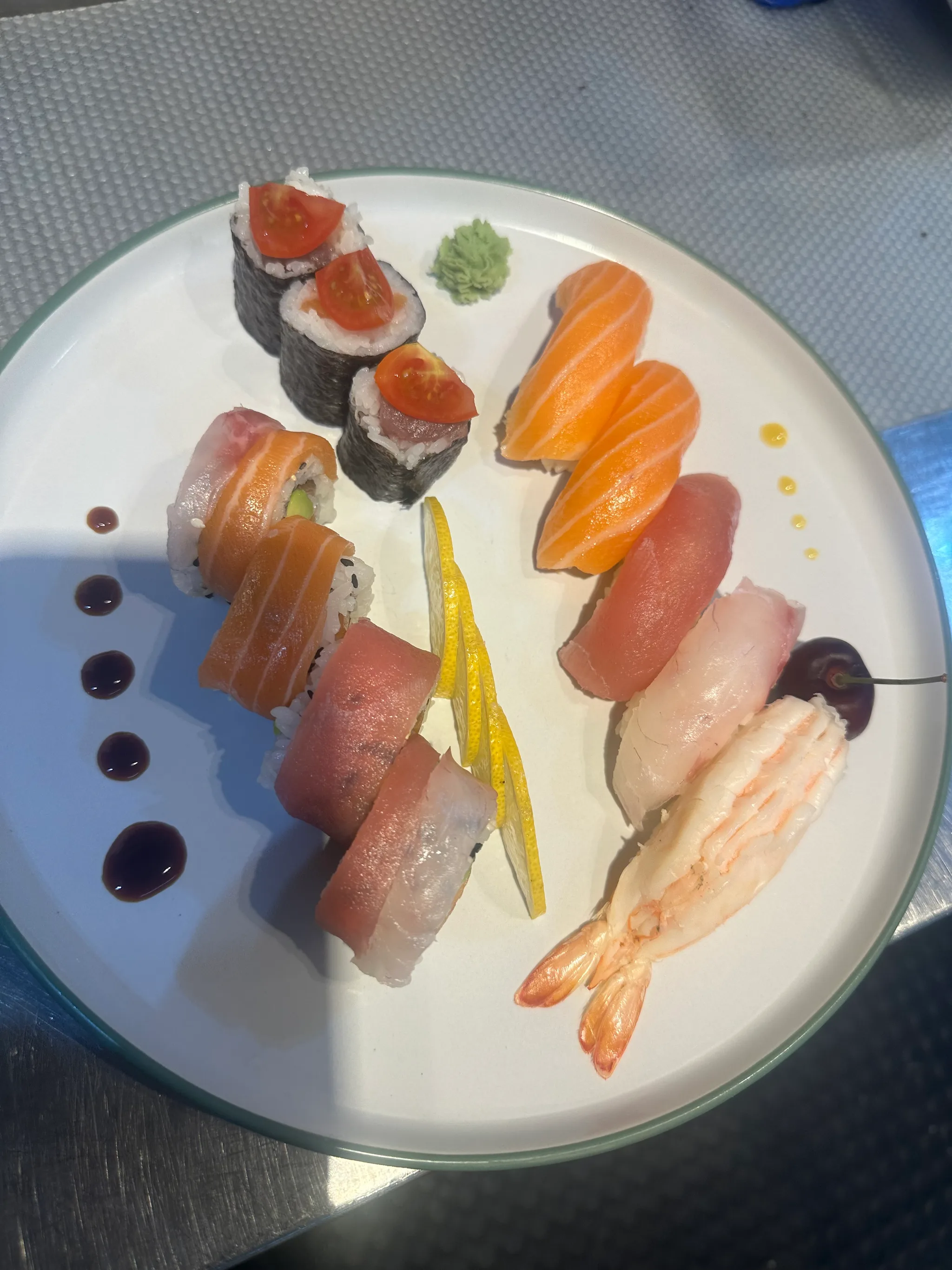 150.SUSHI MIXTO/12PZ
